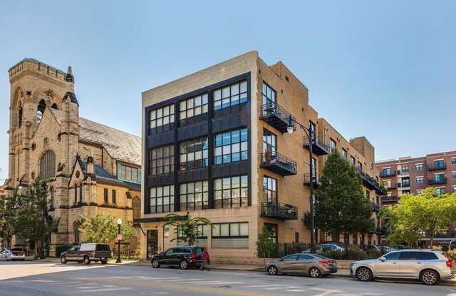 1918 S Michigan Avenue - 1918 South Michigan Avenue, Chicago, IL 60616