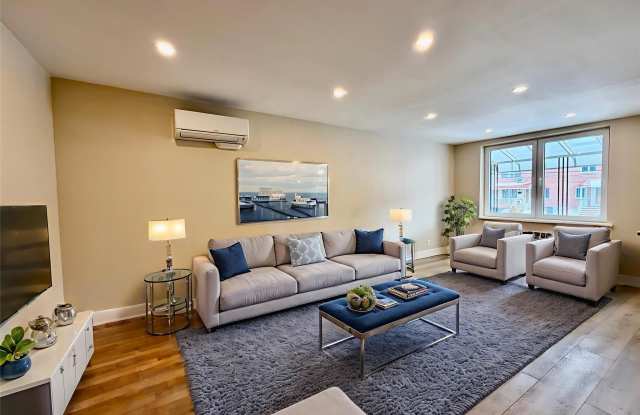 61-60 69th Lane unit: 1 photos photos