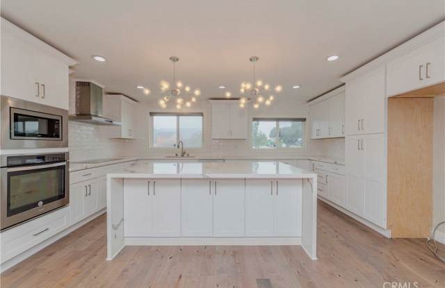 23404 Elm Avenue photos photos