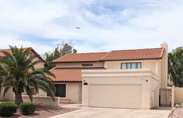 1458 N La Rosa Dr photos photos