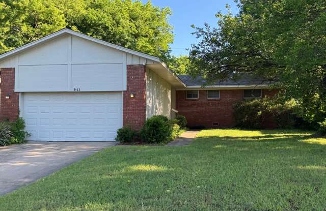 Move-in ready....3 bedroom, 1.5 bath, 2 car garage. photos photos