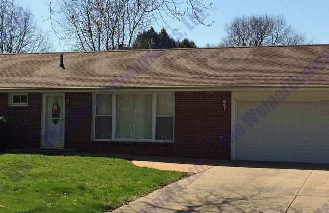 Sublease Available for Move in January 2nd! - 1809 Peach Street, Champaign, IL 61820