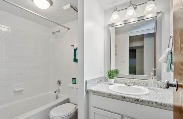 Fisherman's Village Apartments Gallery 3