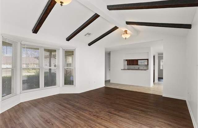 103 FLOWERWOOD Court Gallery 4