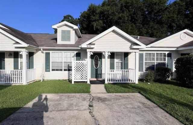 8157 Heirloom Dr photos photos