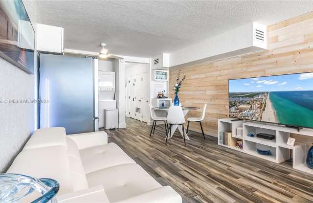 201 Van Buren St photos photos
