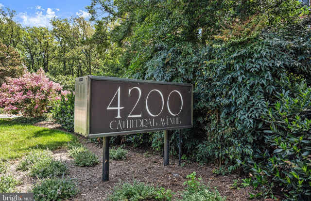 4200 CATHEDRAL AVENUE NW photos photos