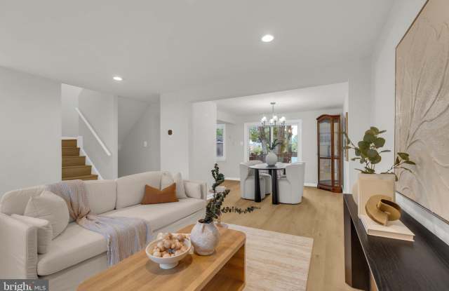 3046 TALKING ROCK Drive Gallery 4