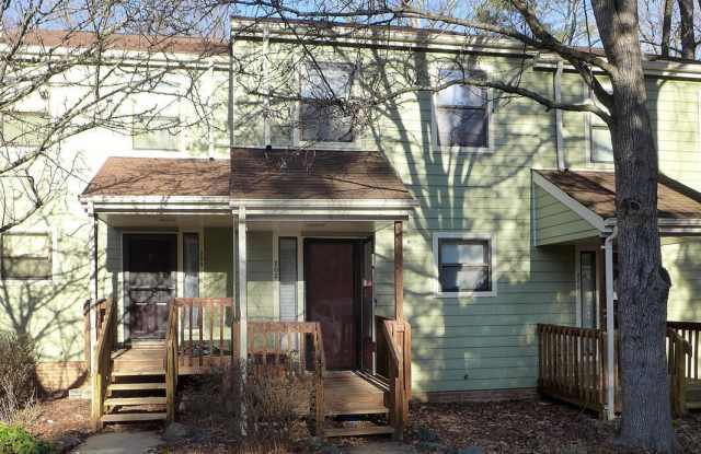 202 Cedarwood Lane Gallery 1