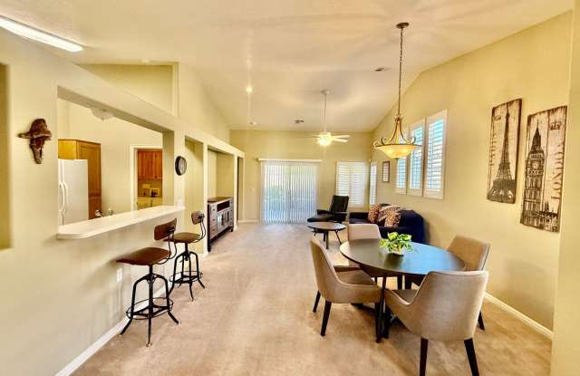2-BR Home in 55+ Sun River Community is Move-In Ready! Gallery 4