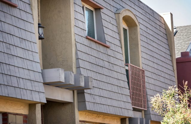 Elán Beachwalk Apartments Gallery 4