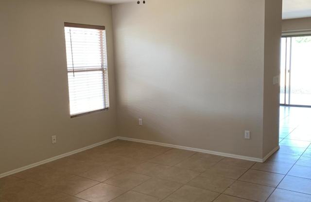 1007 S SOMERSET -- Gallery 4