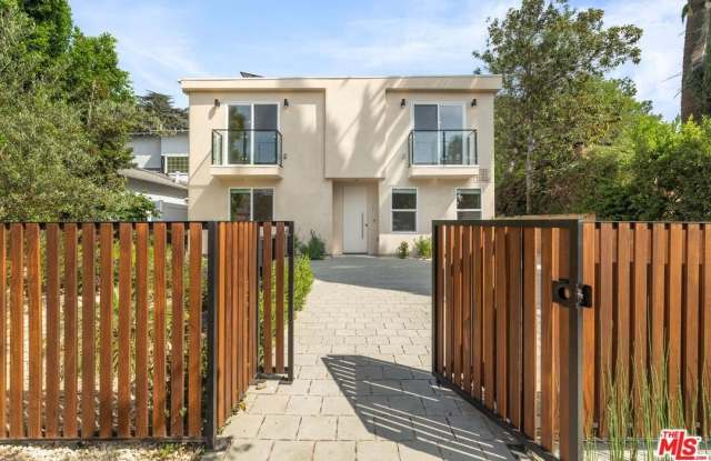11025 Blix St photos photos