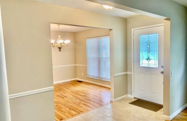 1411 Oldfarm Drive Gallery 4