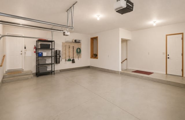 Spacious 4-Bedroom, 3-Bath Home with Huge Garage & Built-In Storm Shelter! Gallery 4