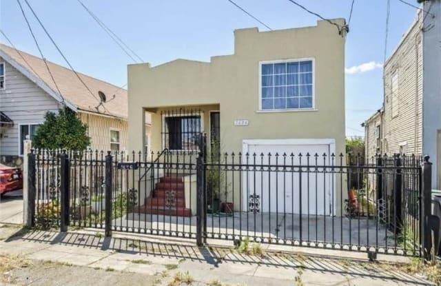 1686  69th Avenue - 1686 69th Avenue, Oakland, CA 94621