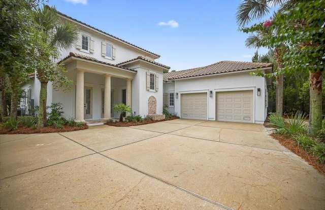 3161 Club Drive Gallery 3
