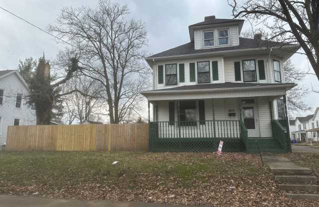 BEAUTIFUL RENOVATED NEW 4 BEDROOM 2 BATH HOUSE QUIET NEIGHBORHOOD photos photos