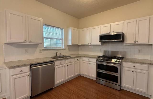 3817 Grovemont Place Gallery 4