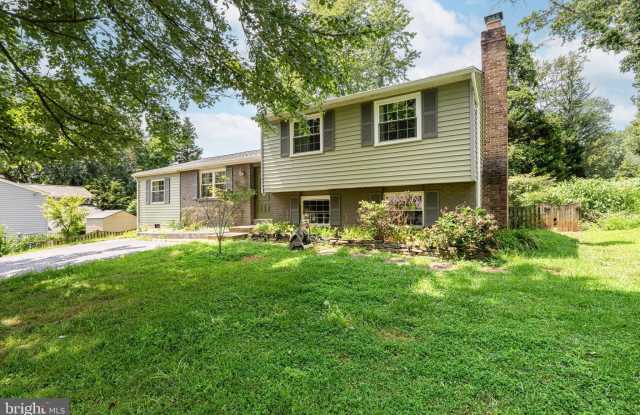 9802 BRIGHTLEA DRIVE - 9802 Brightlea Drive, Oakton, VA 22181