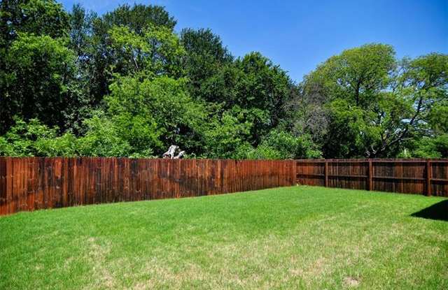 4920 Mcclellan Drive Gallery 2