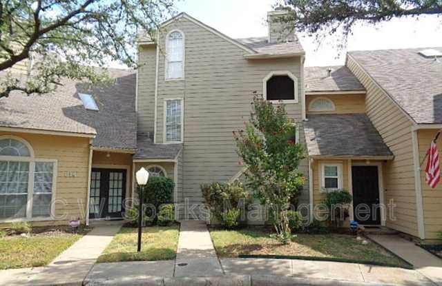 812 Ventura Park - 812 Ventura Park, Irving, TX 75061