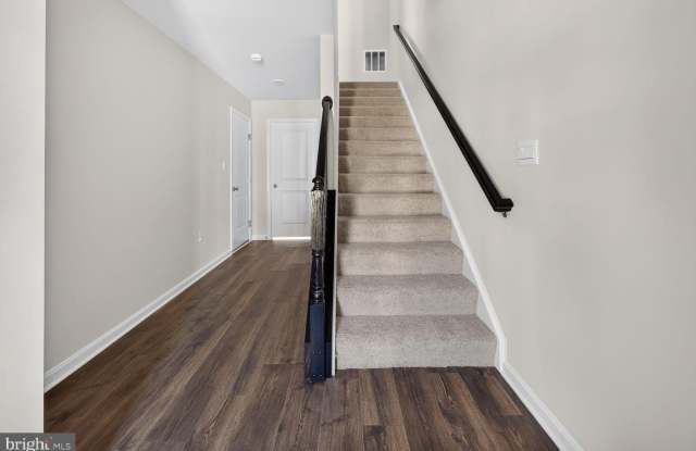 27 MERION Avenue Gallery 2