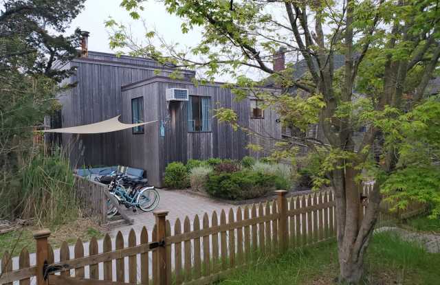 437 Dehnhoff Walk Gallery 2
