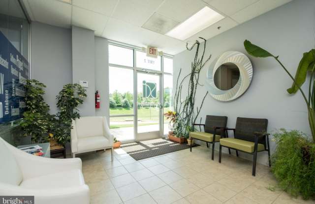 3656 CENTERVIEW DR #2 - 3656 Centerview Drive, Chantilly, VA 20151