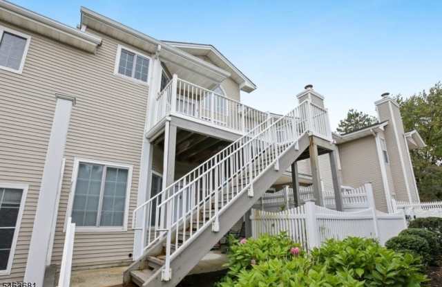 8 Bentley Court Gallery 3