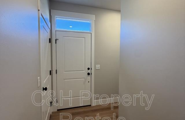 6108 Northstead Avenue - 2 Gallery 3