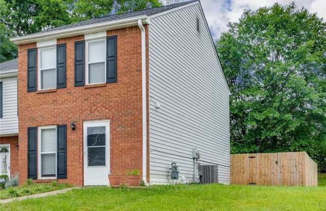 1565 Springleaf Circle SE Gallery 4