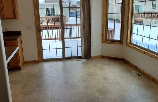 5815 Foxtail Lane Gallery 3