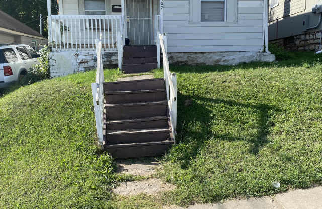 4407 E 20th St photos photos