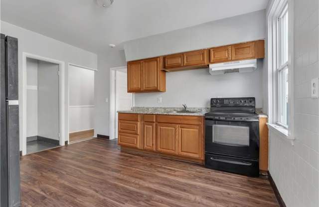 109 Pocasset Avenue unit: 1 photos photos