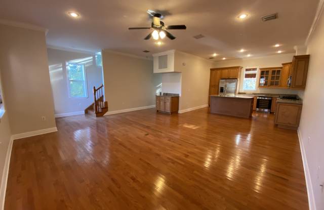 902 Villa Venicia Way Gallery 3