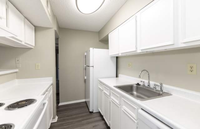 Poplar Pines photos photos