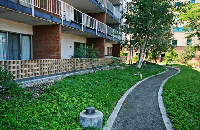 One Bedroom Condominium Gallery 1