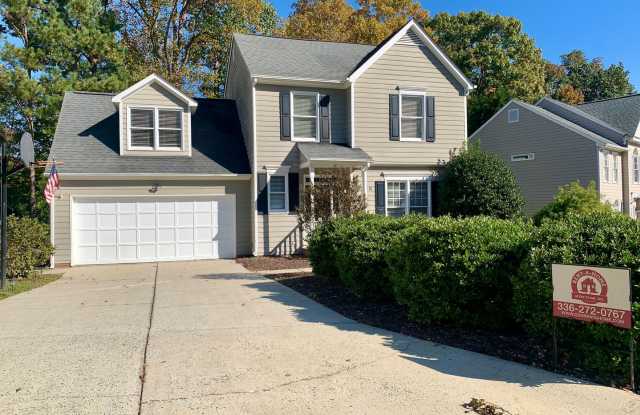 4 Bedroom On Quiet Cul-De-Sac in Adams Farm - Lawn Care Included! photos photos