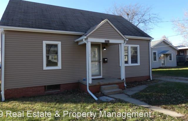 3801 N. Ashton - 3801 North Ashton Avenue, Peoria, IL 61614