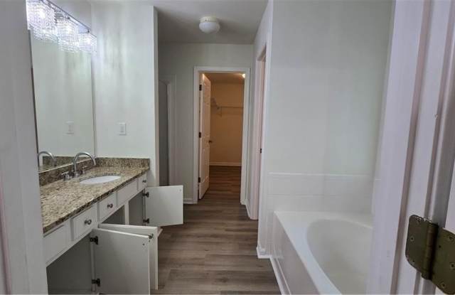 265 Friars Head Drive Gallery 3