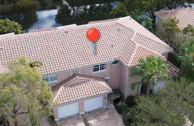 3930 NW 91st Ter photos photos