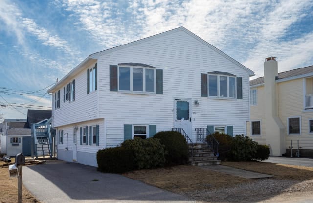 170 Tilton Street - 170 Tilton Street, Seabrook Beach, NH 03874
