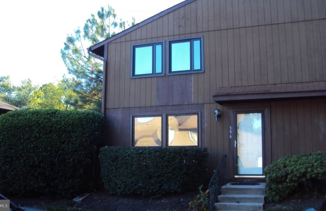 396 WEST COURT - 396 West Court, Severn, MD 21061
