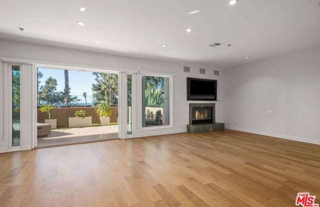 2203 OCEAN Avenue - 2203 Ocean Ave, Santa Monica, CA 90405