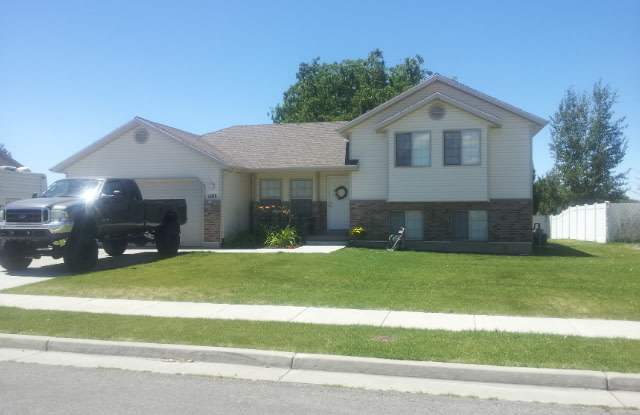 Beautiful Home in Clinton for Rent photos photos