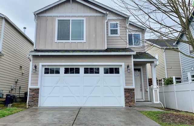 DON'T MISS THIS ONE... - Quiet, 4 bedroom delight in Central location photos photos