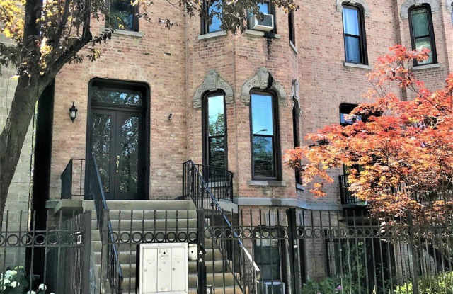 750 S Oakley Boulevard unit: 3 photos photos