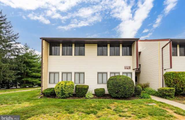 2 E AVON DRIVE photos photos