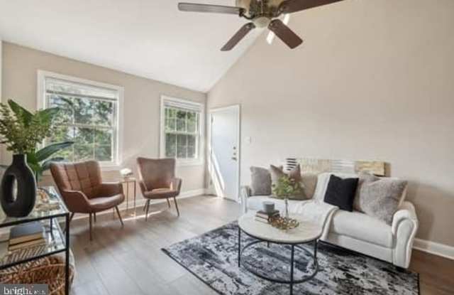 2507 ARLINGTON BOULEVARD photos photos